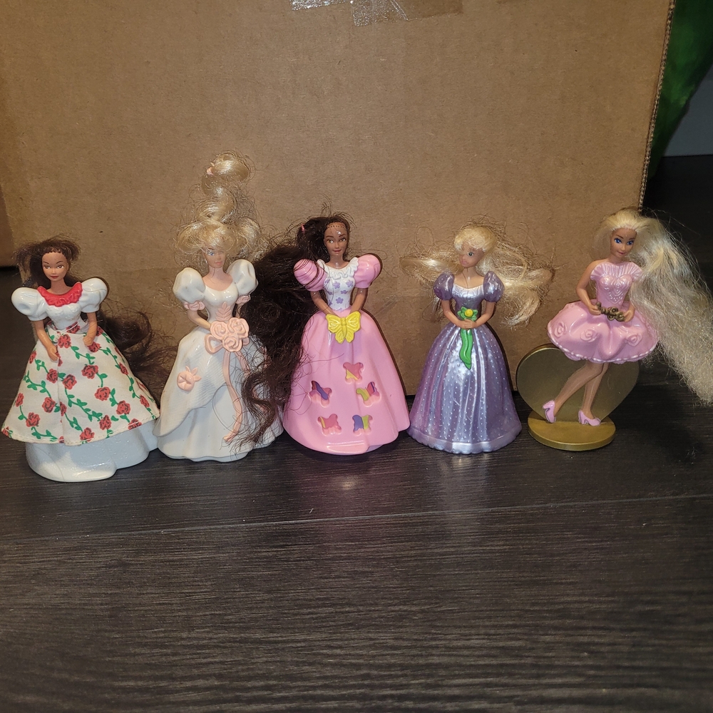 🛍Lot of 5 Vintage McDonald’s Barbie Toys – 90s Princess Dolls – Kids Meal